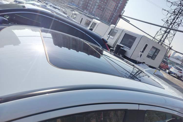 Used Honda Vezel 2020 1.5L CVT Pioneer Edition Roof