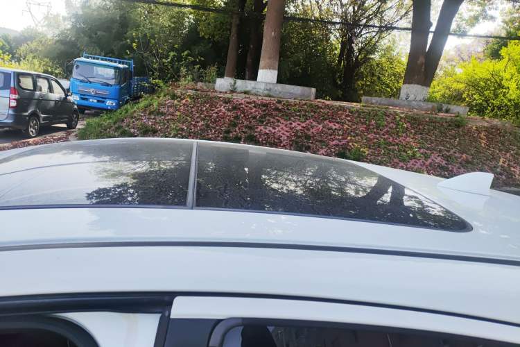 Used Honda Vezel 2020 1.5L CVT Pioneer Edition Roof