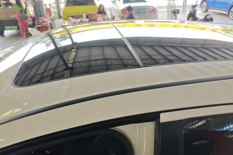 Used Honda Vezel 2020 1.5L CVT Pioneer Edition Roof