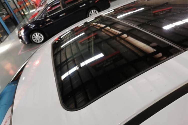 Used Honda Vezel 2020 220 TURBO CVT Luxury Edition Roof