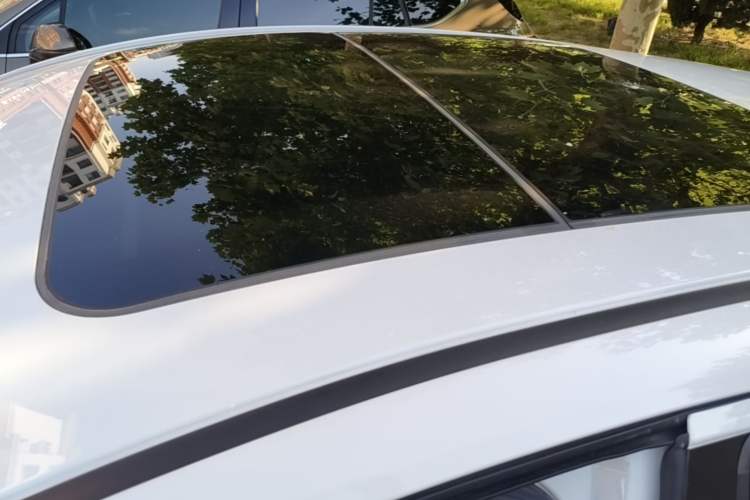 Used Honda Vezel 2020 1.5L CVT Elite Edition Roof