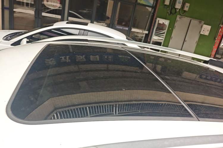 Used Honda Vezel 2020 1.5L CVT Elite Edition Roof
