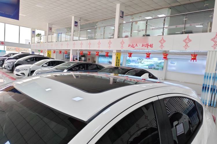 Used Honda Vezel 2020 1.5L CVT Pioneer Edition Roof