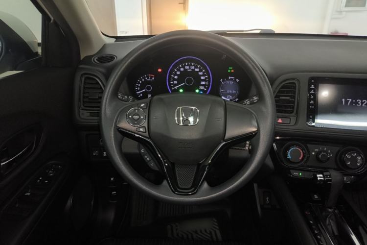 Used Honda Vezel 2020 1.5L CVT Pioneer Edition Steering Wheel