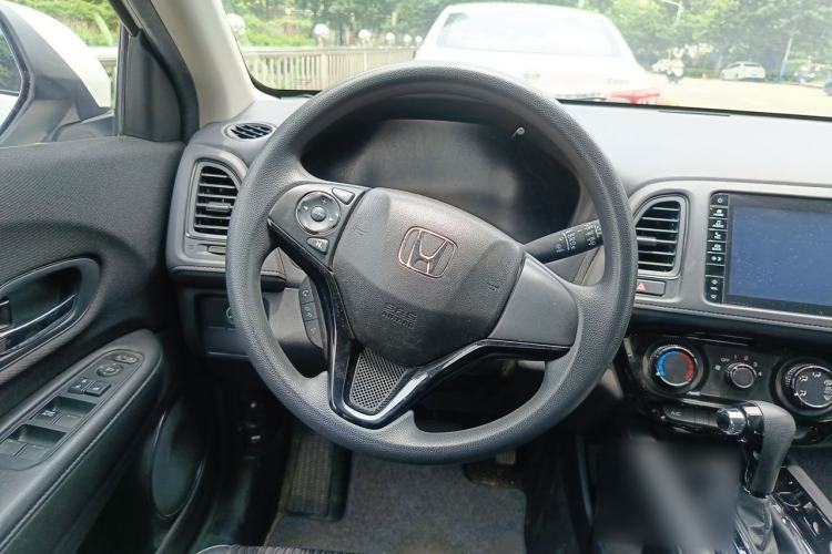 Used Honda Vezel 2020 1.5L CVT Pioneer Edition Steering Wheel