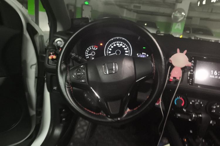 Used Honda Vezel 2020 1.5L CVT Luxury Edition Steering Wheel