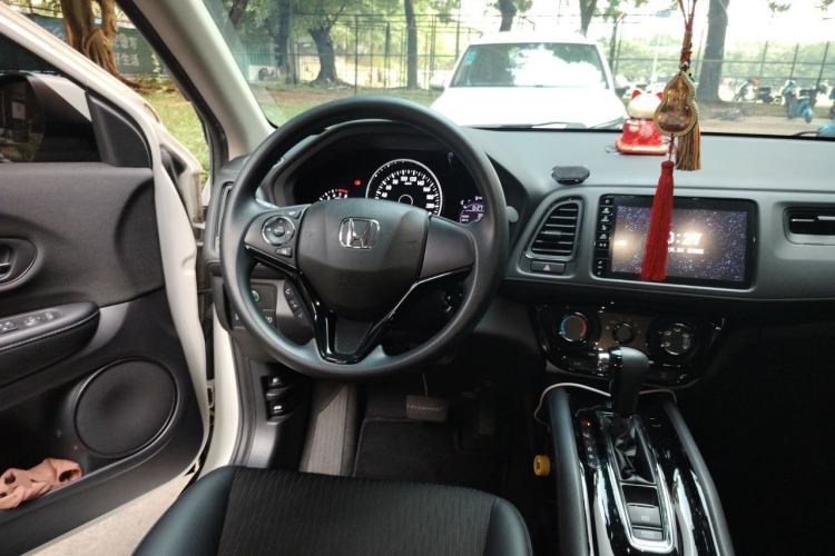 Used Honda Vezel 2020 1.5L CVT Pioneer Edition Steering Wheel