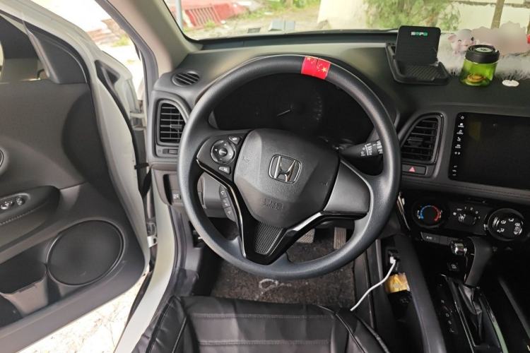 Used Honda Vezel 2020 1.5L CVT Pioneer Edition Steering Wheel