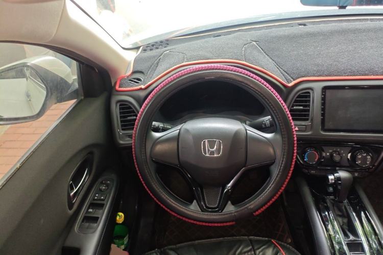 Used Honda Vezel 2020 1.5L CVT Elite Edition Steering Wheel