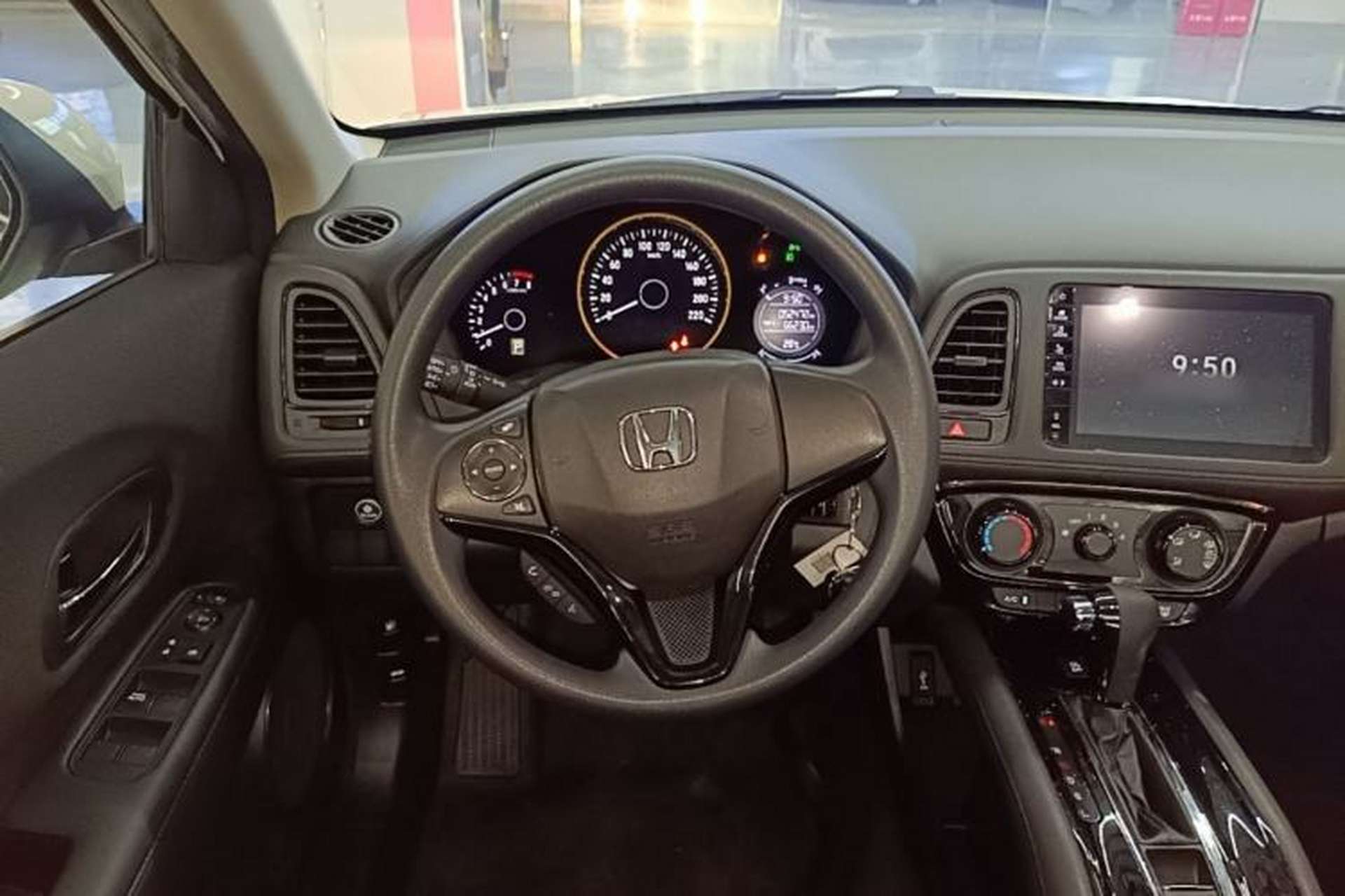 Used Honda Vezel 2020 1.5L CVT Pioneer Edition Steering Wheel