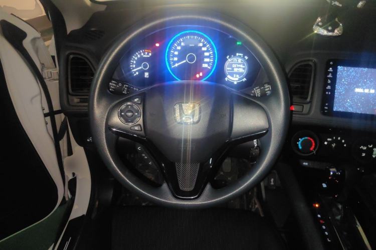 Used Honda Vezel 2020 1.5L CVT Pioneer Edition Steering Wheel