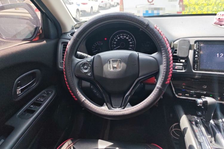 Used Honda Vezel 2020 220 TURBO CVT Elite Edition Steering Wheel