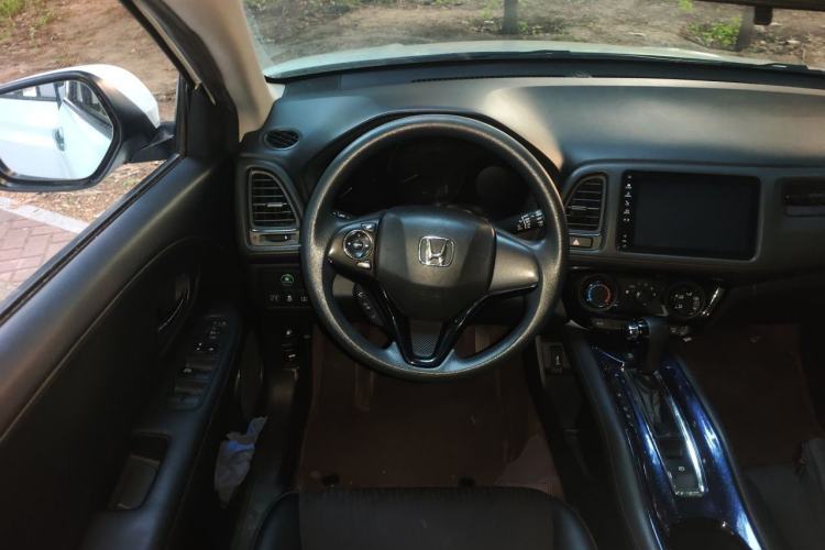 Used Honda Vezel 2020 1.5L CVT Luxury Edition Steering Wheel