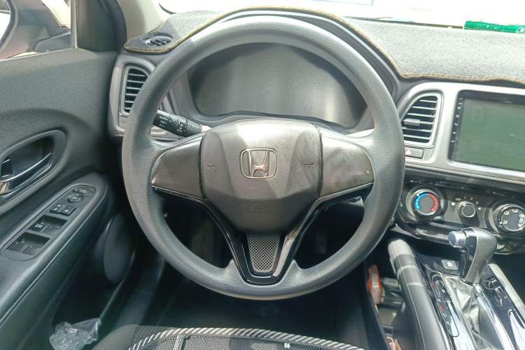 Used Honda Vezel 2020 1.5L CVT Elite Edition Steering Wheel