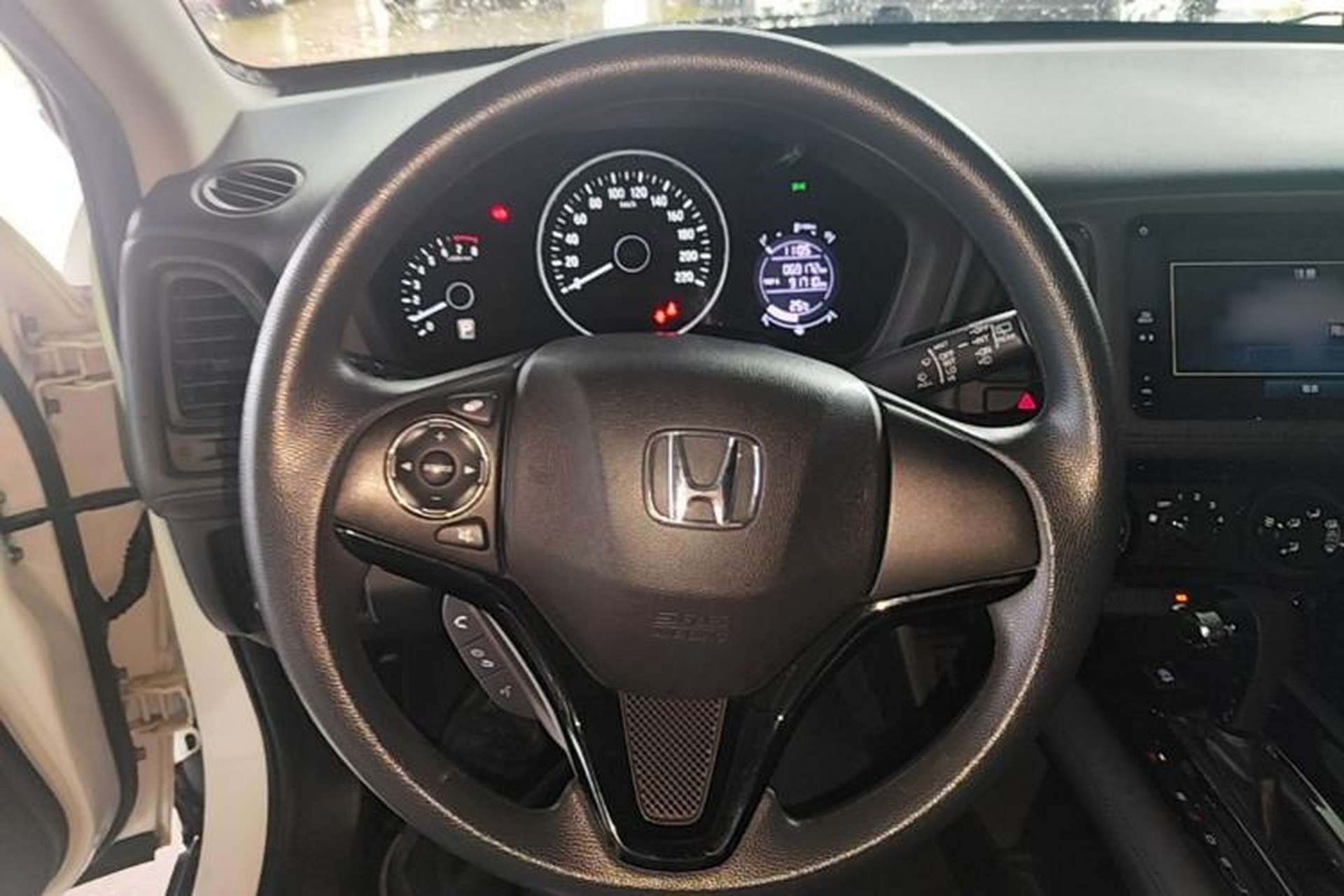 Used Honda Vezel 2020 1.5L CVT Pioneer Edition Steering Wheel