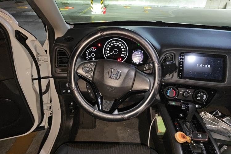 Used Honda Vezel 2020 1.5L CVT Luxury Edition Steering Wheel