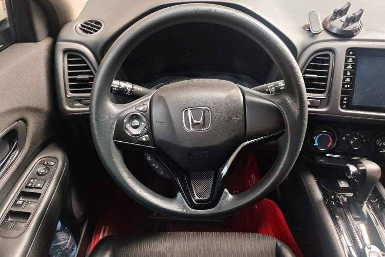 Used Honda Vezel 2020 1.5L CVT Pioneer Edition Steering Wheel