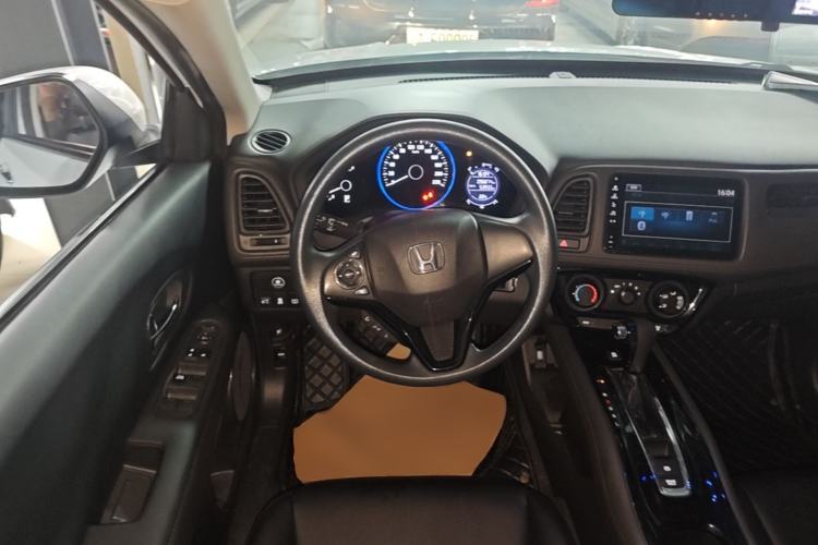Used Honda Vezel 2020 1.5L CVT Pioneer Edition Steering Wheel