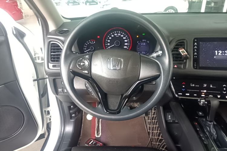 Used Honda Vezel 2020 220 TURBO CVT Elite Edition Steering Wheel