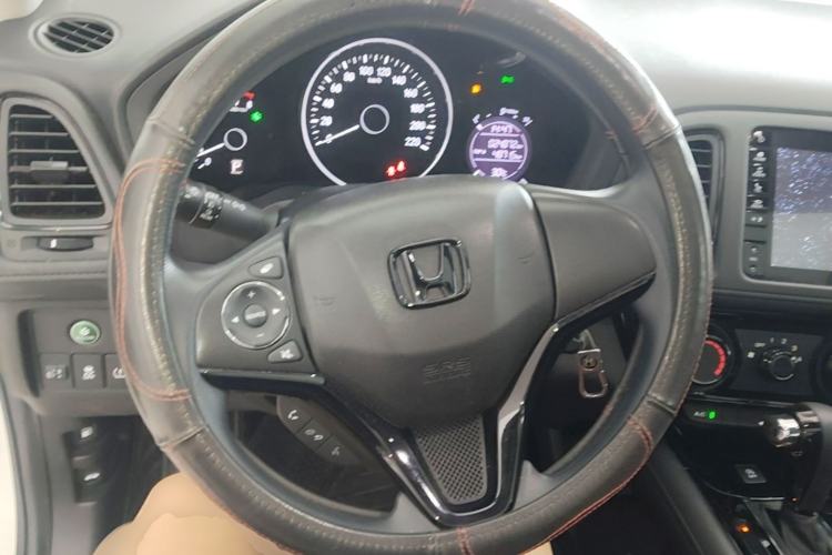 Used Honda Vezel 2020 1.5L CVT Pioneer Edition Steering Wheel