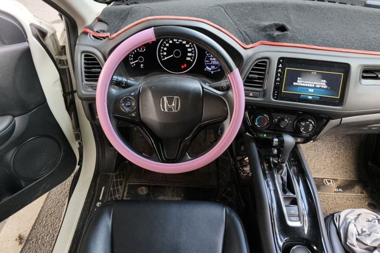Used Honda Vezel 2020 1.5L CVT Pioneer Edition Steering Wheel