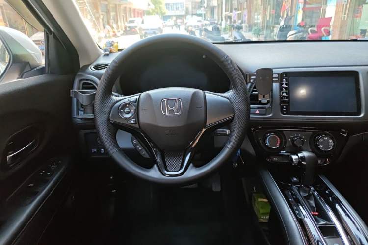 Used Honda Vezel 2020 1.5L CVT Pioneer Edition Steering Wheel