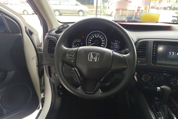 Used Honda Vezel 2020 1.5L CVT Pioneer Edition Steering Wheel