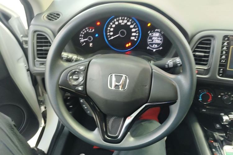 Used Honda Vezel 2020 1.5L CVT Pioneer Edition Steering Wheel