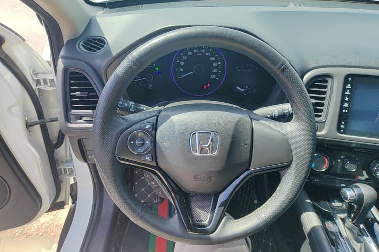 Used Honda Vezel 2020 1.5L CVT Luxury Edition Steering Wheel
