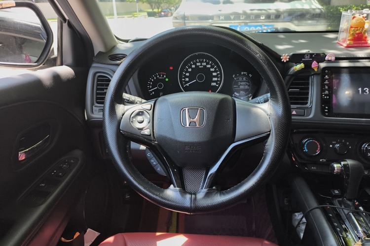 Used Honda Vezel 2020 1.5L CVT Luxury Edition Steering Wheel
