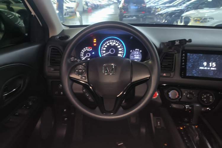 Used Honda Vezel 2020 1.5L CVT Luxury Edition Steering Wheel