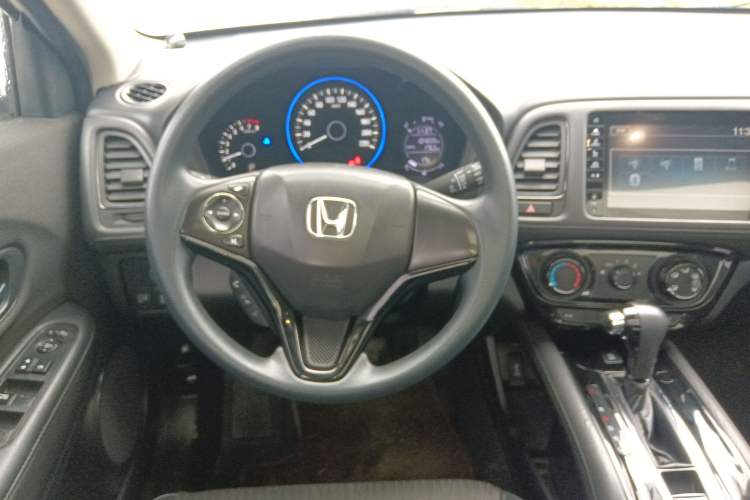 Used Honda Vezel 2020 1.5L CVT Pioneer Edition Steering Wheel