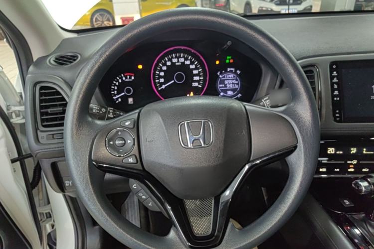 Used Honda Vezel 2020 220 TURBO CVT Elite Edition Steering Wheel