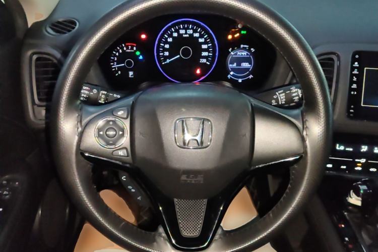Used Honda Vezel 2020 220 TURBO CVT Luxury Edition Steering Wheel