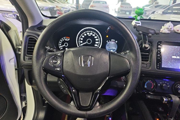 Used Honda Vezel 2020 1.5L CVT Pioneer Edition Steering Wheel
