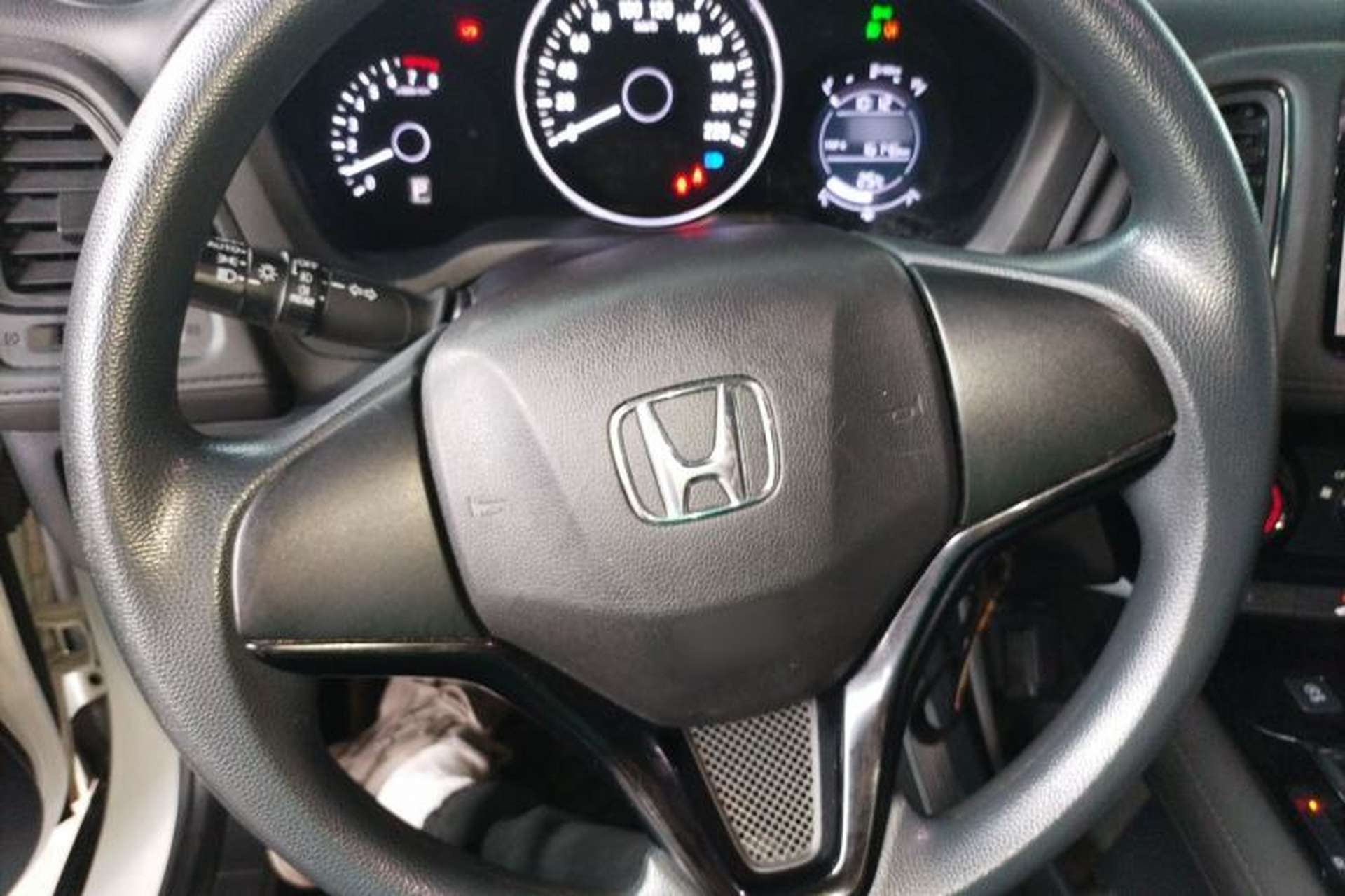Used Honda Vezel 2020 1.5L CVT Elite Edition Steering Wheel