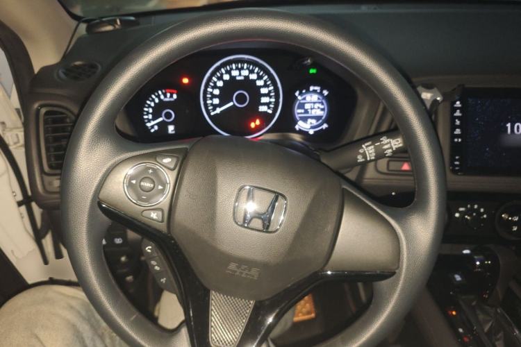 Used Honda Vezel 2020 1.5L CVT Pioneer Edition Steering Wheel