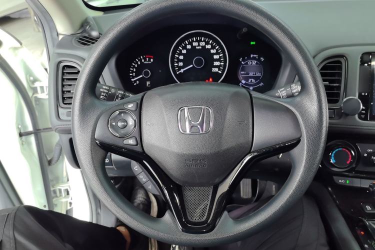 Used Honda Vezel 2020 1.5L CVT Pioneer Edition Steering Wheel