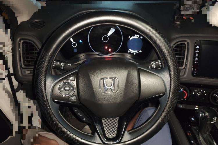 Used Honda Vezel 2020 1.5L CVT Luxury Edition Steering Wheel