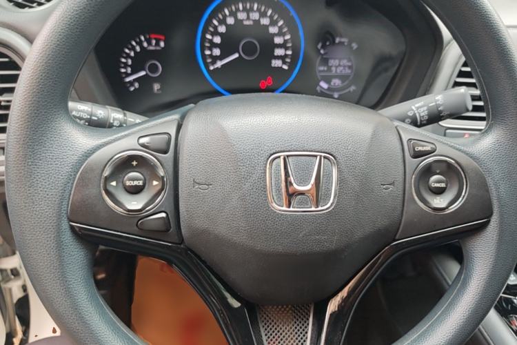 Used Honda Vezel 2020 1.5L CVT Elite Edition Steering Wheel