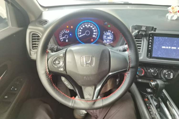 Used Honda Vezel 2020 1.5L CVT Pioneer Edition Steering Wheel