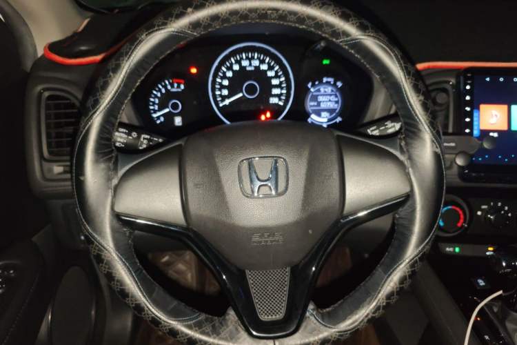 Used Honda Vezel 2020 1.5L CVT Elite Edition Steering Wheel