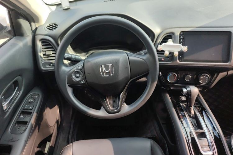Used Honda Vezel 2020 1.5L CVT Pioneer Edition Steering Wheel