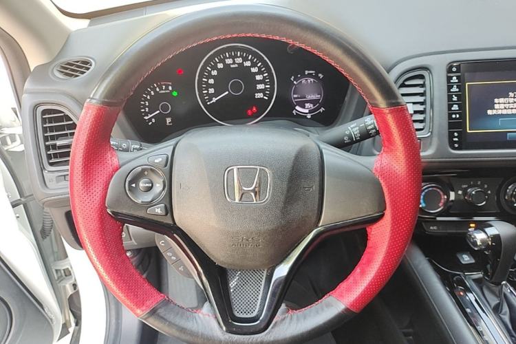 Used Honda Vezel 2020 1.5L CVT Pioneer Edition Steering Wheel