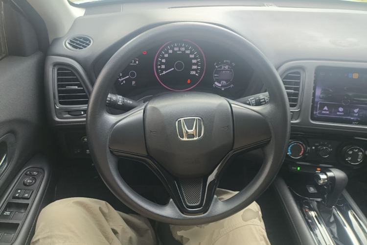 Used Honda Vezel 2020 1.5L CVT Elite Edition Steering Wheel
