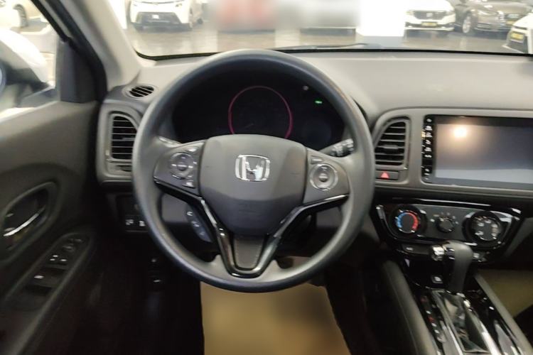 Used Honda Vezel 2020 1.5L CVT Pioneer Edition Steering Wheel