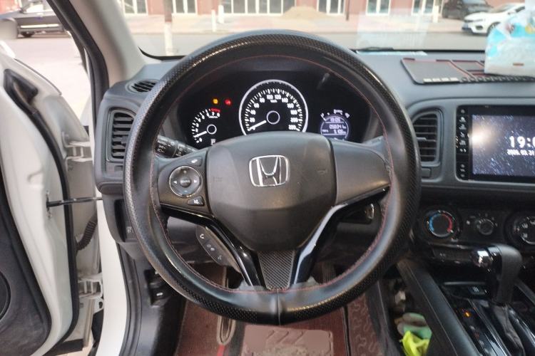 Used Honda Vezel 2020 1.5L CVT Pioneer Edition Steering Wheel