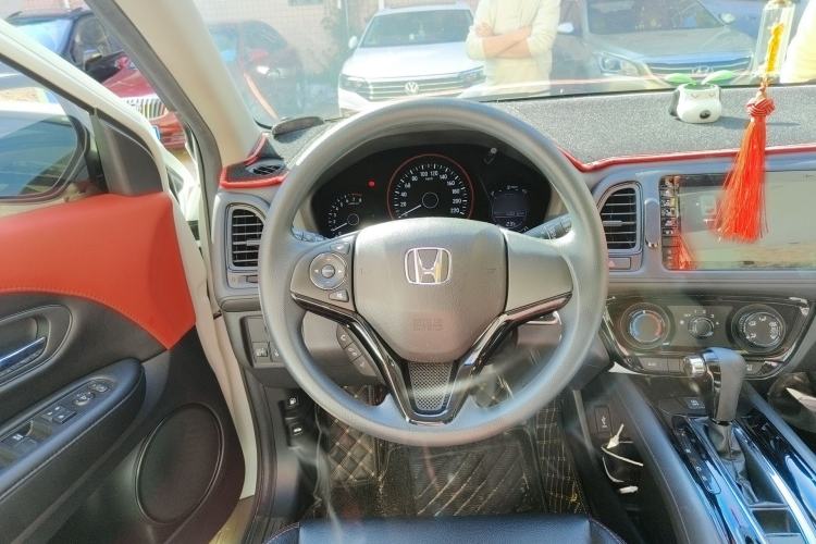 Used Honda Vezel 2020 1.5L CVT Pioneer Edition Steering Wheel