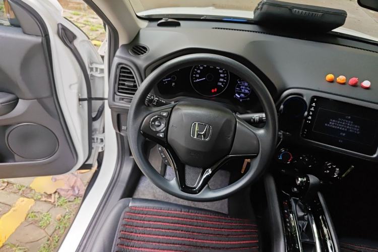 Used Honda Vezel 2020 1.5L CVT Pioneer Edition Steering Wheel