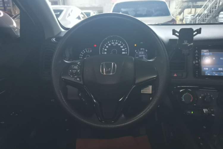 Used Honda Vezel 2020 1.5L CVT Pioneer Edition Steering Wheel
